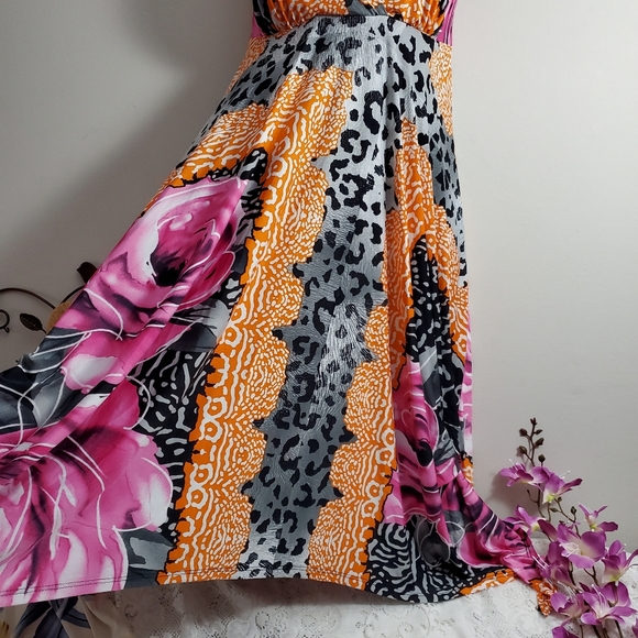 Beautiful Asymmetrical Midi Dress - Picture 3 of 10